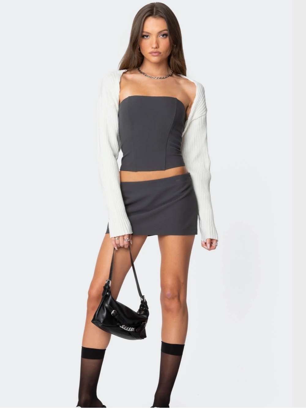 EDIKTED white shrug
